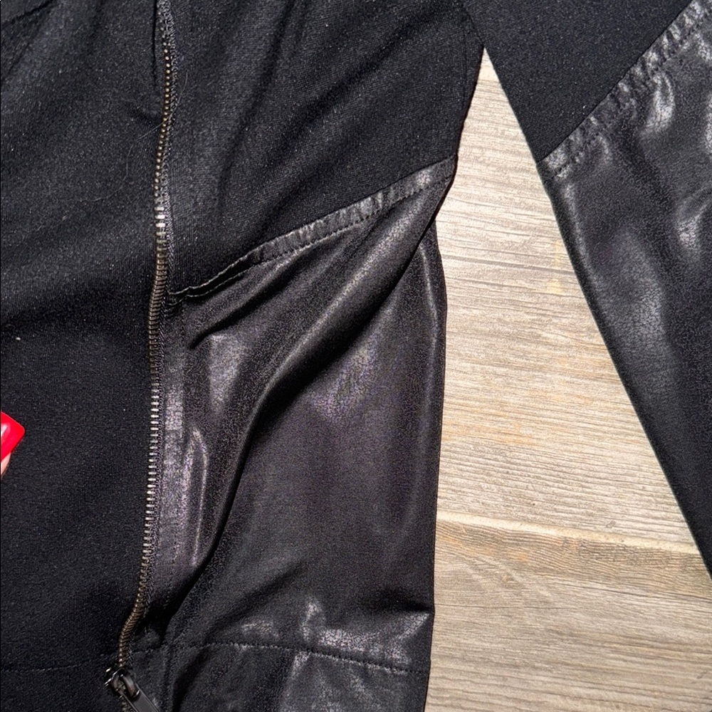 Jessica Simpson Black Blazer with Leather Details - Picture 3 of 3